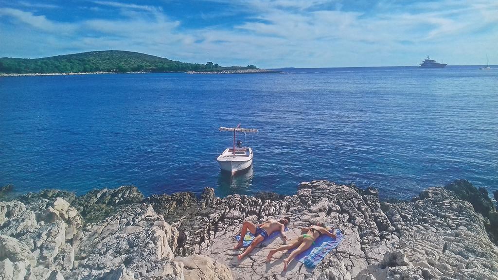 And Hvar Vijola 3*