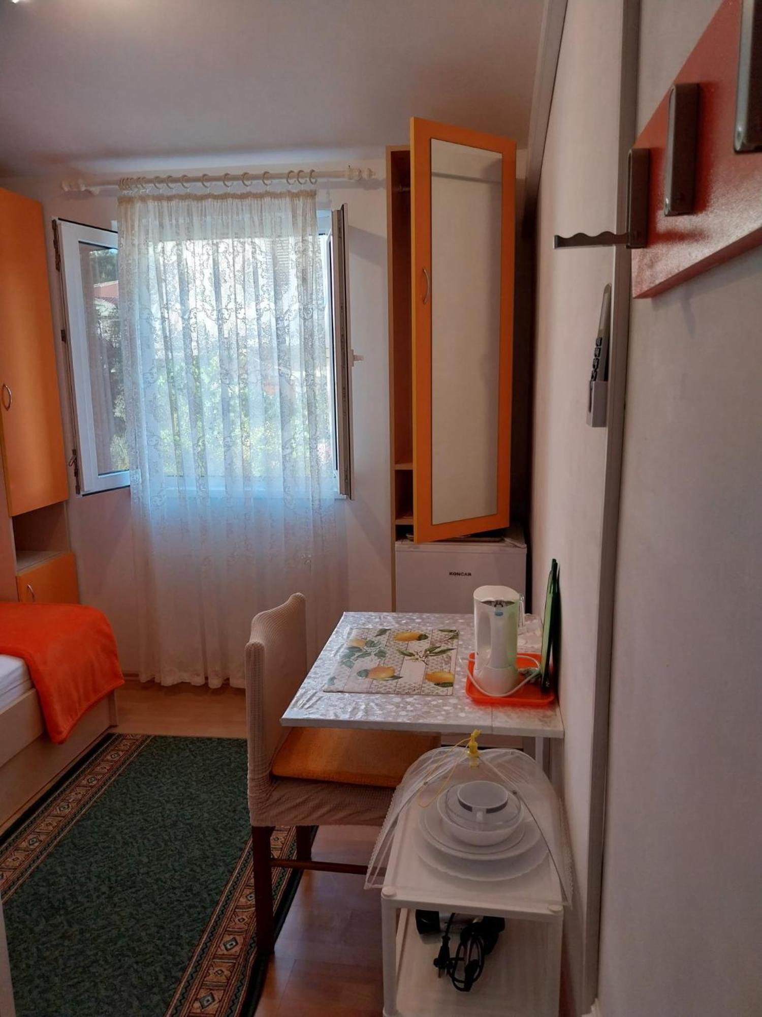 And Hvar Vijola 3*